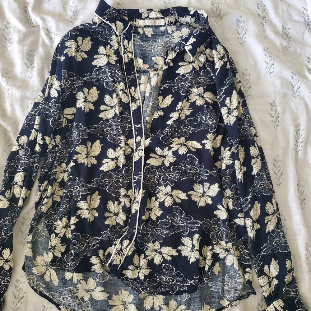 Dark navy floral button down blouse